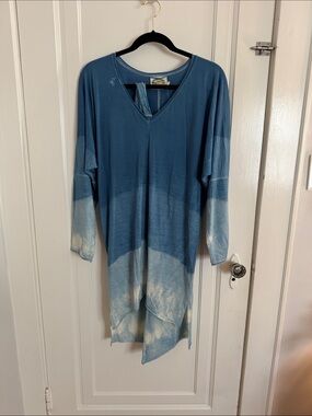 Relaxed V-Neck Blue Ombre Indigo Tunic with Belt buckle in Rambouillet Wool